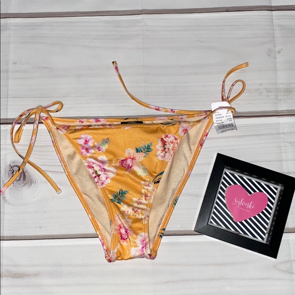 🆕LA Hearts Side Tie Cheeky Bikini Bottom Floral - Picture 2 of 3